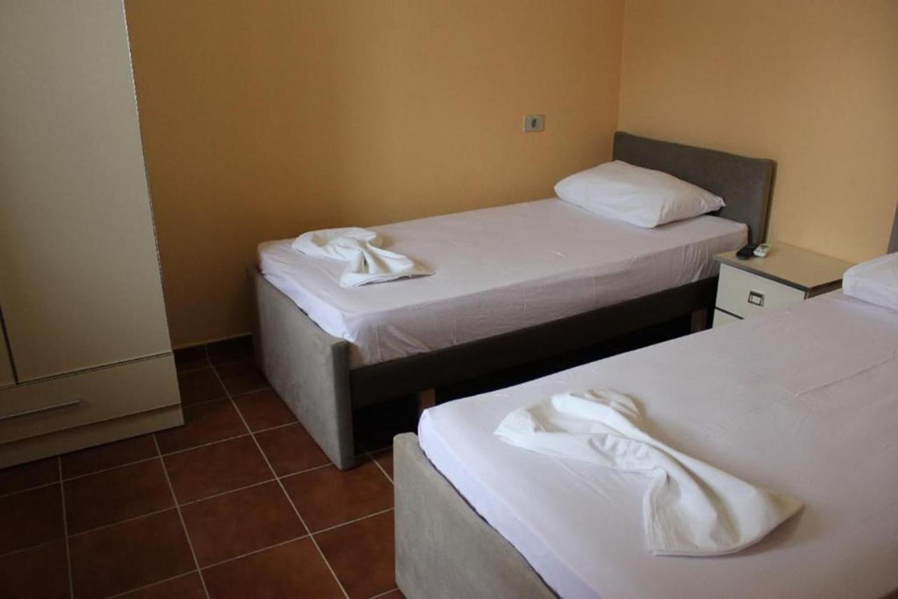 Hotel Athina Velipojë Exteriér fotografie