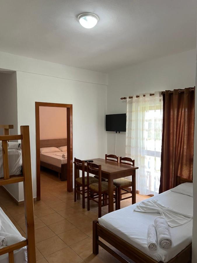Hotel Athina Velipojë Exteriér fotografie