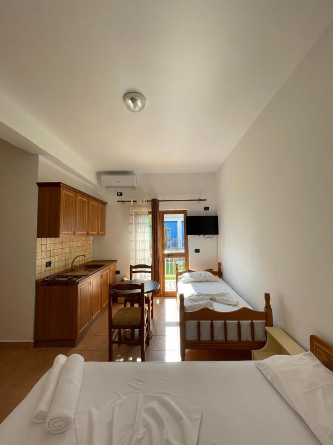 Hotel Athina Velipojë Exteriér fotografie