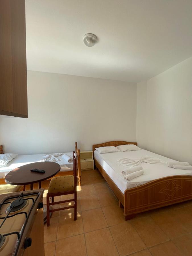 Hotel Athina Velipojë Exteriér fotografie