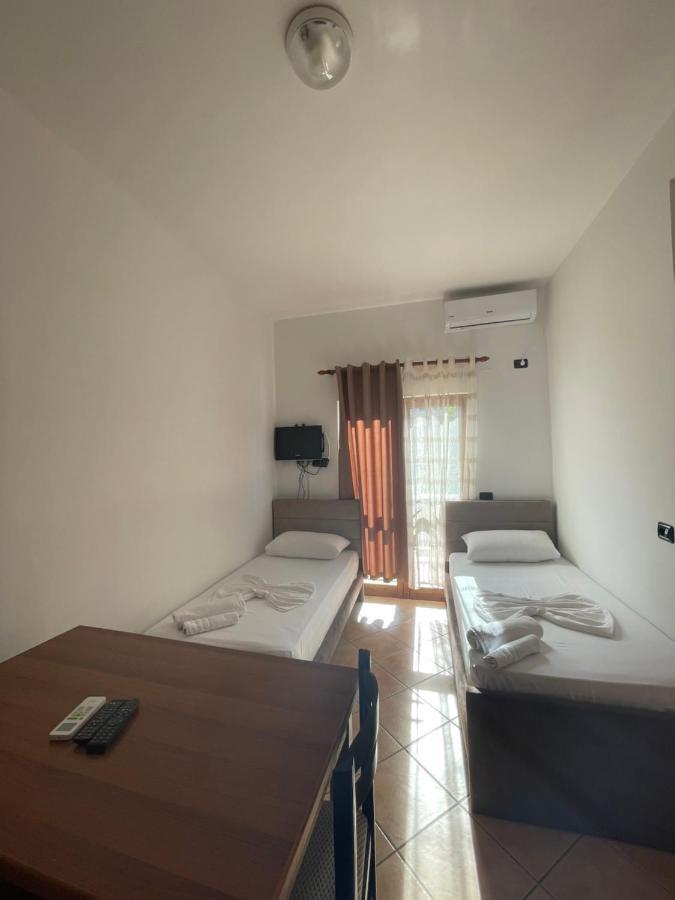 Hotel Athina Velipojë Exteriér fotografie