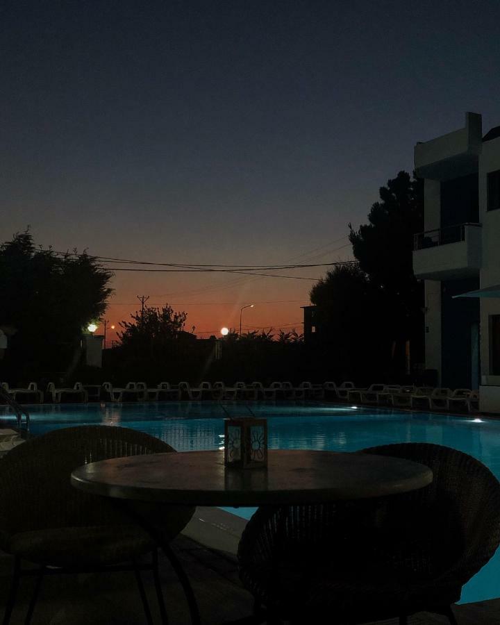 Hotel Athina Velipojë Exteriér fotografie